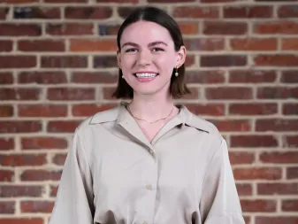 Carlie Smith Headshot